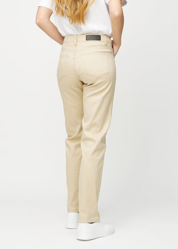 Beige Regular-Jeans in der Farbe Gazelles, von hinten an einem Model gezeigt.