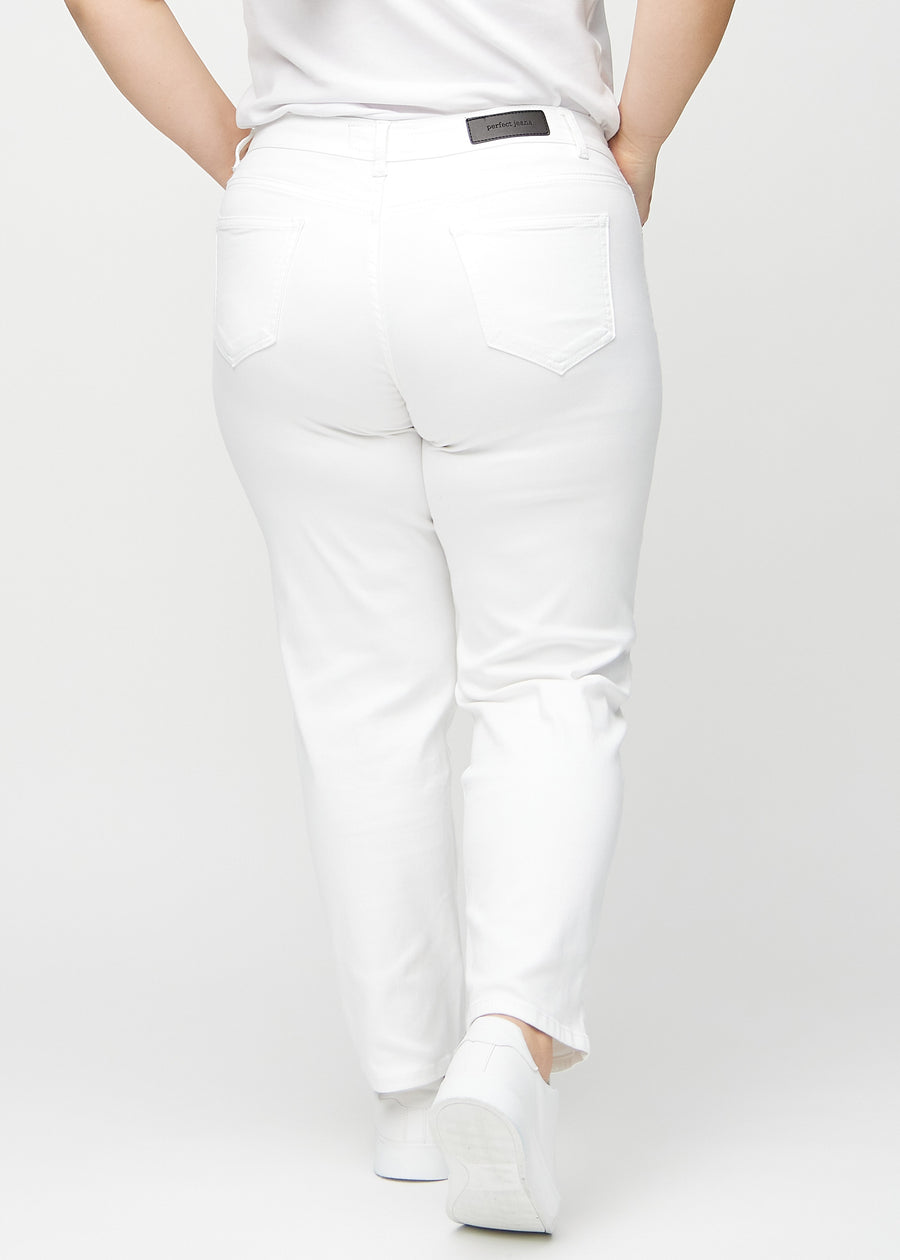 Regular-Jeans für Damen in Weiß, Farbe Marguerites. Rückansicht an einem Plus-Size-Model, die gesamte Passform ist zu sehen.