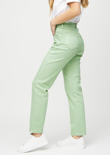 Regular-Jeans für Damen in Hellgrün, Farbe Mints. Seitenansicht an einem Model.